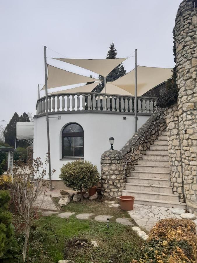 קסזטלי Steinhaus Bed & Breakfast מראה חיצוני תמונה