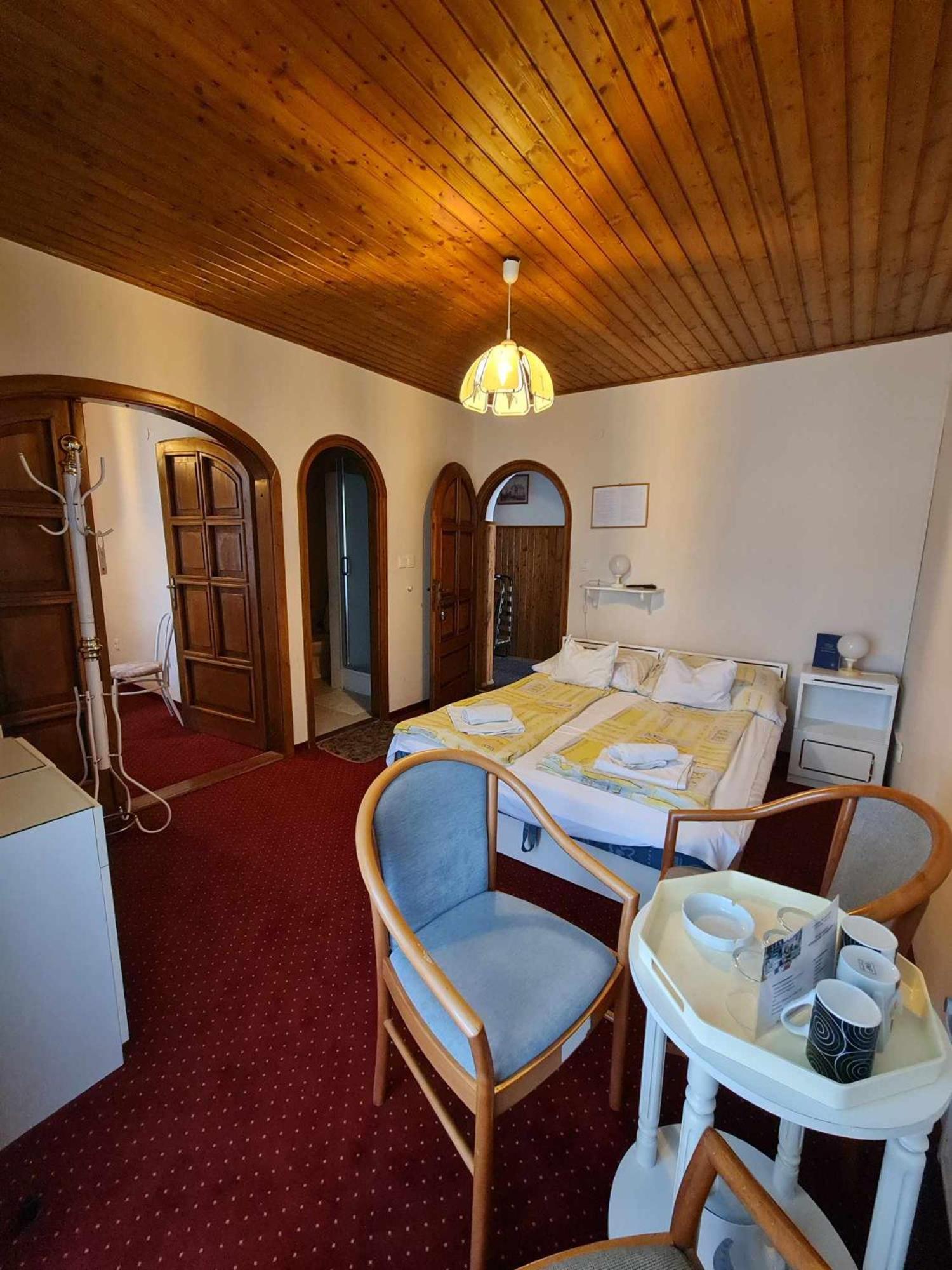 קסזטלי Steinhaus Bed & Breakfast מראה חיצוני תמונה