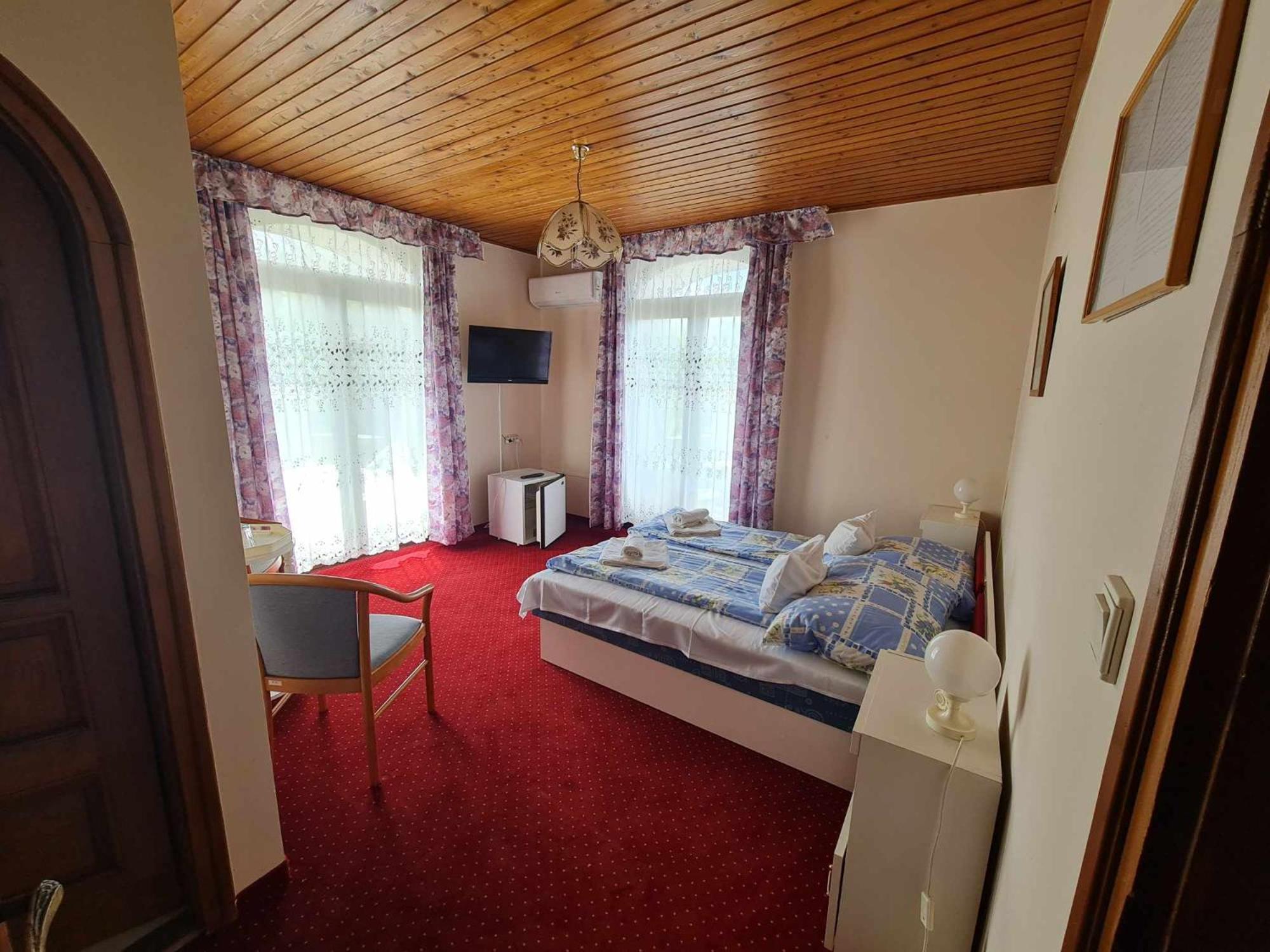 קסזטלי Steinhaus Bed & Breakfast מראה חיצוני תמונה