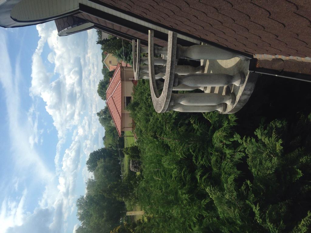 קסזטלי Steinhaus Bed & Breakfast מראה חיצוני תמונה