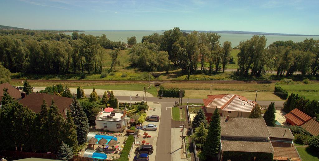קסזטלי Steinhaus Bed & Breakfast מראה חיצוני תמונה