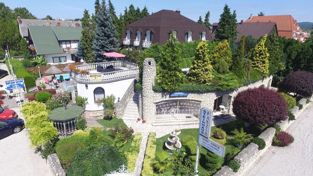 קסזטלי Steinhaus Bed & Breakfast מראה חיצוני תמונה