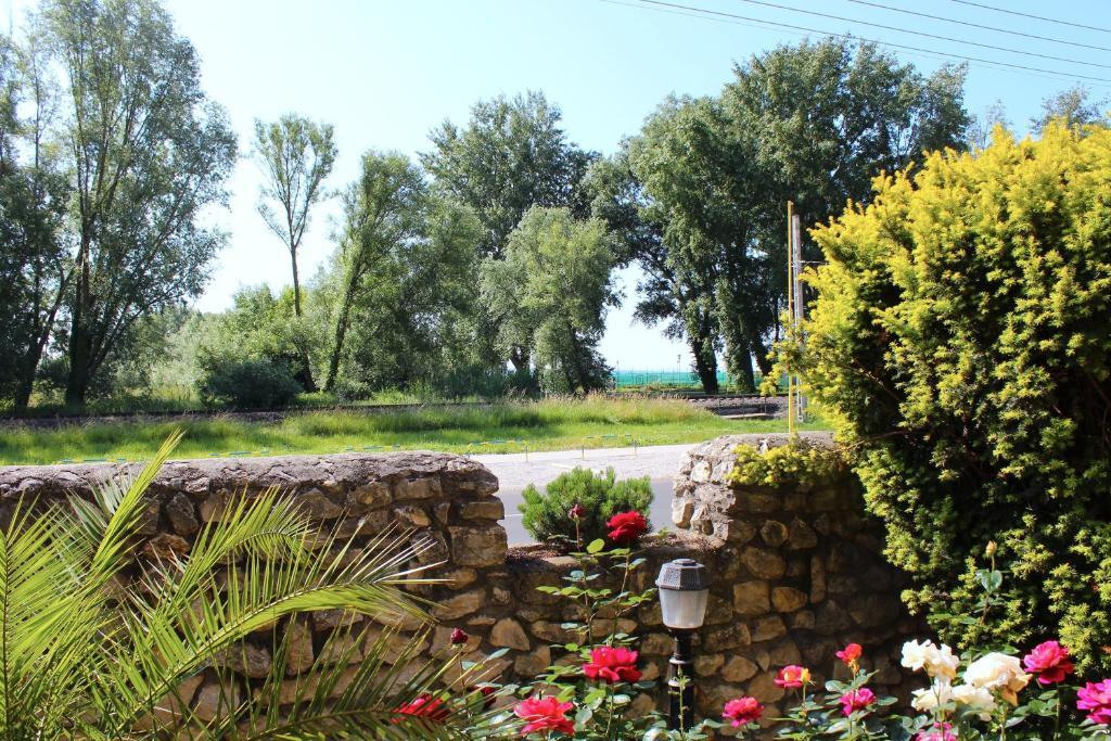 קסזטלי Steinhaus Bed & Breakfast מראה חיצוני תמונה